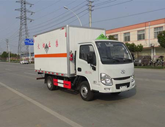 躍進(jìn)小福星雜項危險物品廂式運(yùn)輸車圖片